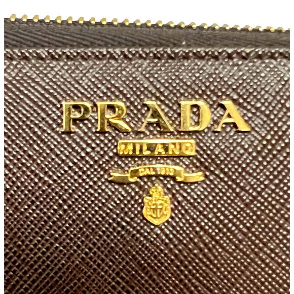 Prada Bruciato Brown Saffiano Leather Zip Around Continental - Picture 2 of 8